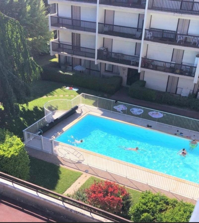 Le Cosy Avec Piscine, Balcon Et Parking Lägenhet Trouville-sur-mer Exteriör bild