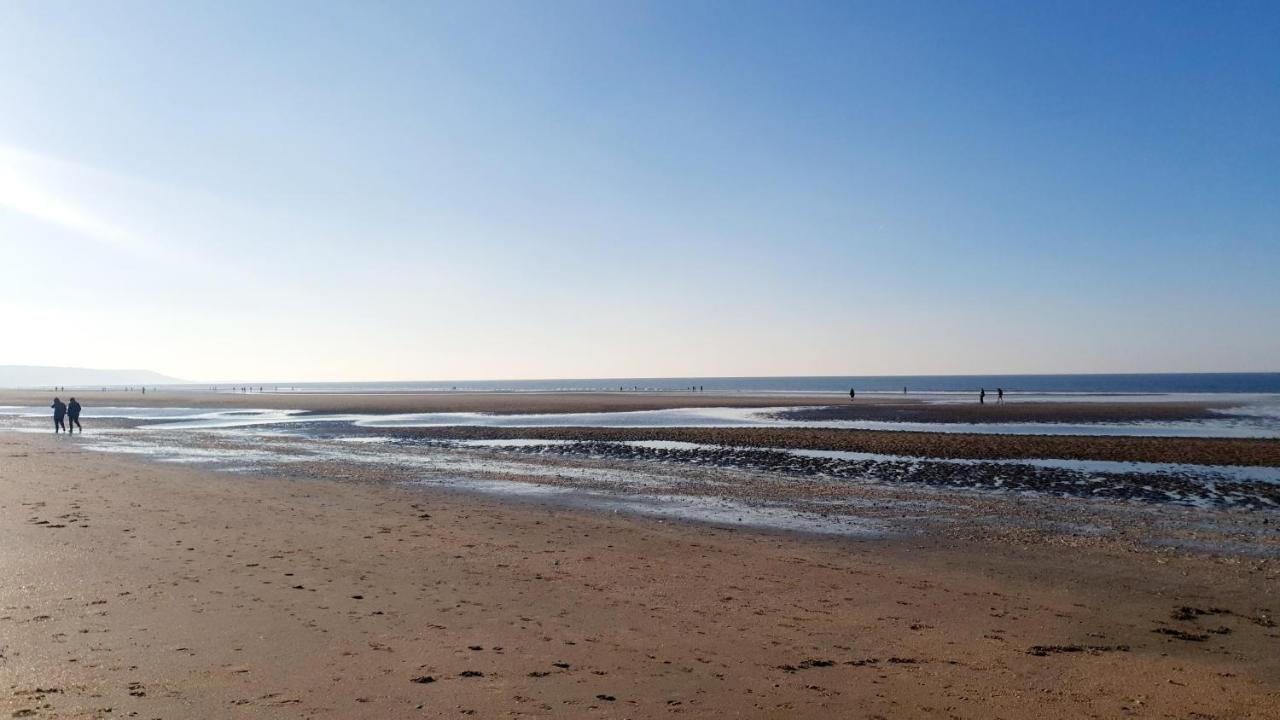 Le Cosy Avec Piscine, Balcon Et Parking Lägenhet Trouville-sur-mer Exteriör bild