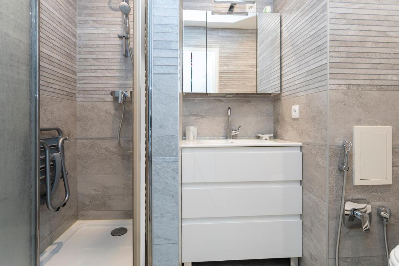 Le Cosy Avec Piscine, Balcon Et Parking Lägenhet Trouville-sur-mer Exteriör bild