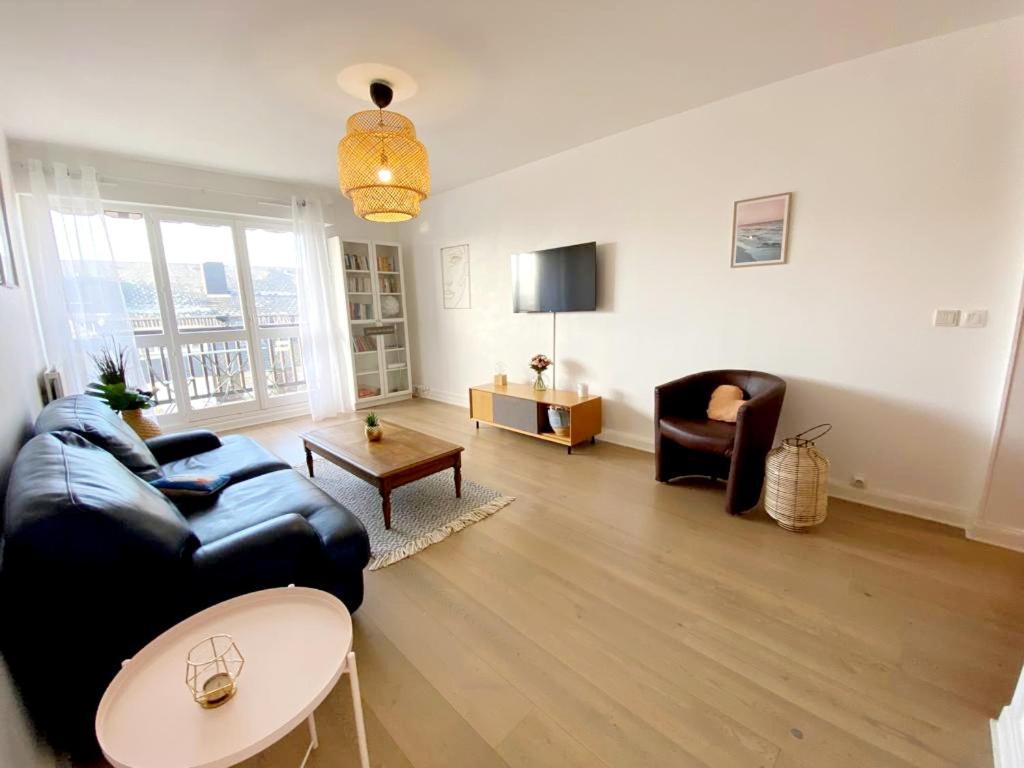 Le Cosy Avec Piscine, Balcon Et Parking Lägenhet Trouville-sur-mer Exteriör bild